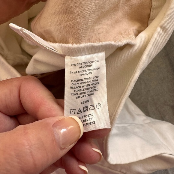 Ann Taylor LOFT 14 scalloped white shorts EUC - Picture 6 of 6